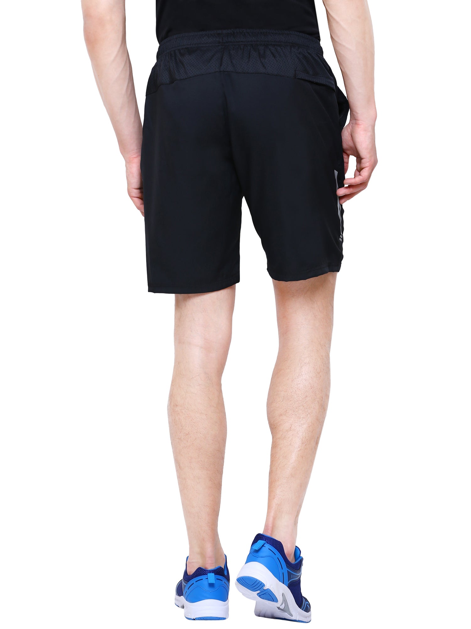 Yonex 1302 Mens Short Multicolor Apparel