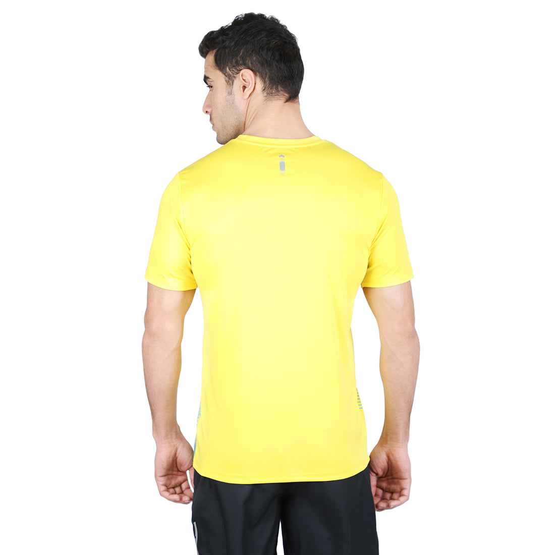 Yonex 1706 Mens Round Neck T-Shirt Apparel